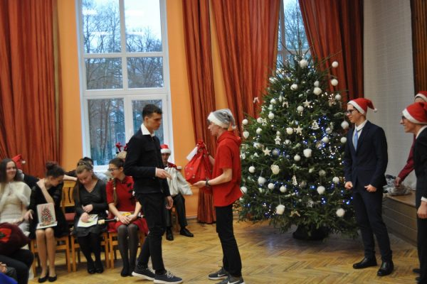 galerija_2022_ziemassveetki_54