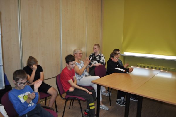 galerija_2023_valodas_09