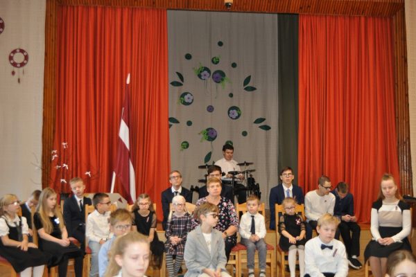 galerija_2024_sadziedasimsvetkus_02