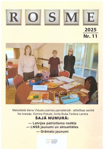 Žurnāla Rosme vāks uz kuru trīs mūsu darbinieces - Dzintra, Airita un Terēza.